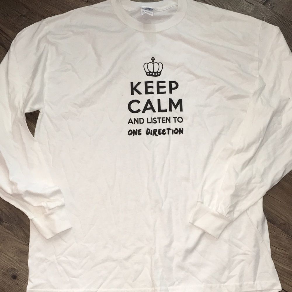 White ls keep calm and listen one direction shirt